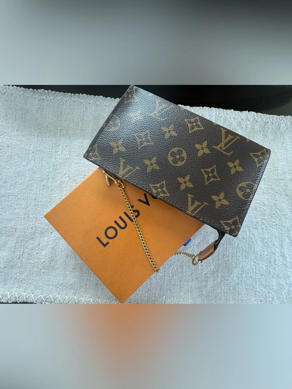 Louis Vuitton Monogram Accessory Pouch (With Original Gold Chain)